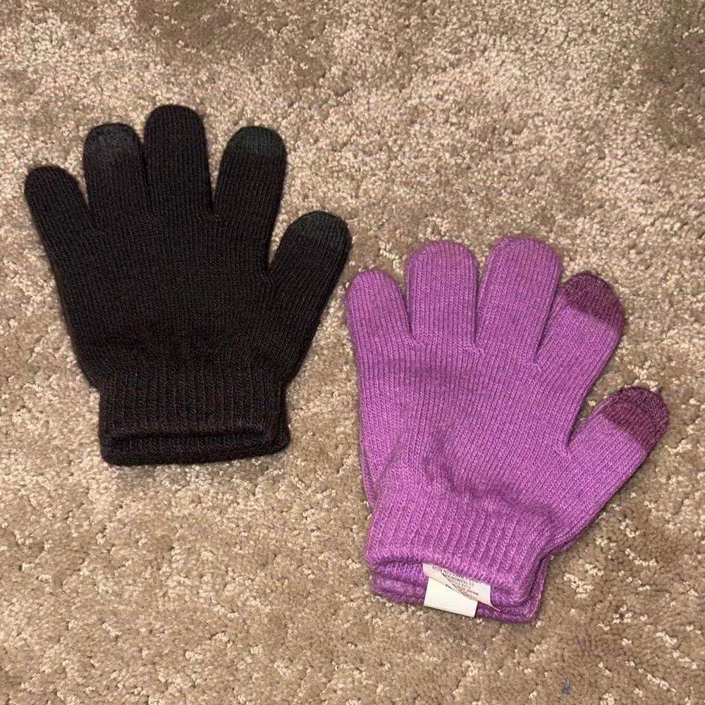 Cat & Jack (One Size) Child Dark Gray and Purple Knit Gloves